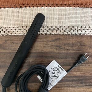 l’ange Black Hair Straightener